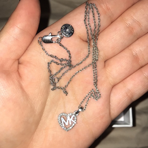 ♥️Authentic Michael kors necklace - Picture 5 of 11